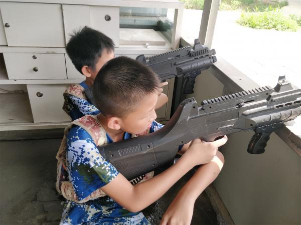 小小战士