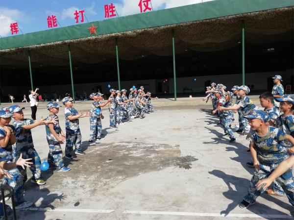 水球大战，队列排好