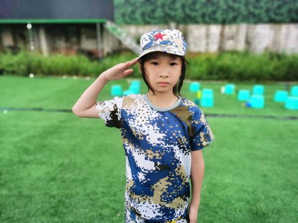英姿飒爽